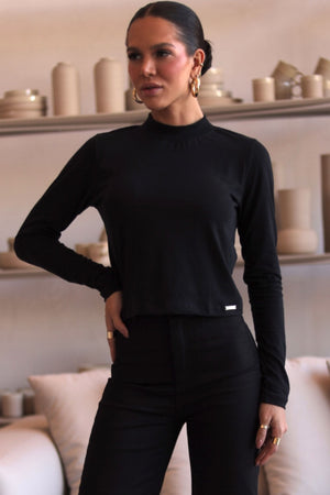 Camiseta Cropped Algodão Pima Manga Longa Preta