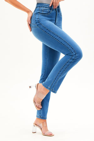 Calça Jeans Mega Bumbum Reta Cós Médio