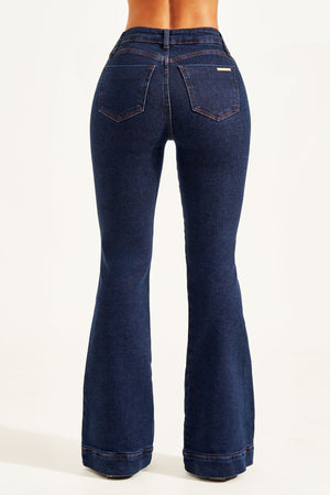 Calça Jeans Modeladora Luxury Flare Cós Médio