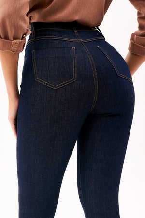 Calça Jeans Ultra Modeladora Skinny Cós Alto Barra Corte a Laser