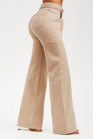 Calça Jeans de Rica Estilo Alfaiataria Tecnológica Wide Leg Cós Médio Nude