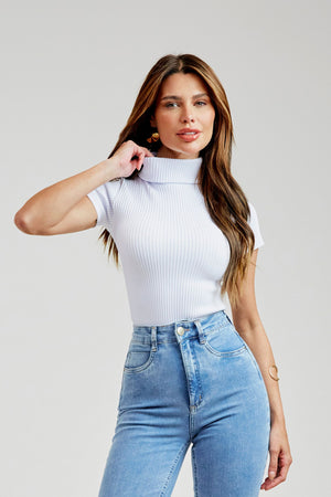 Blusa Canelada Premium Gola Alta Branca