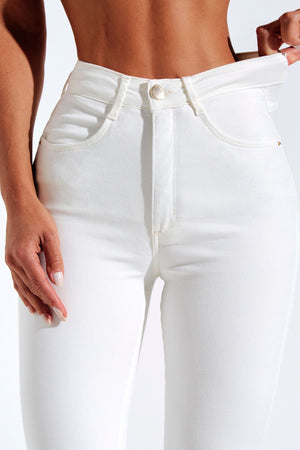 Calça Jeans Modeladora Skinny Off White Cós Alto