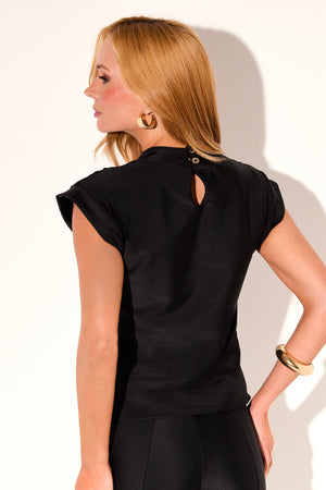 Blusa Gola Alta Glam Preta QUE NÃO AMASSA