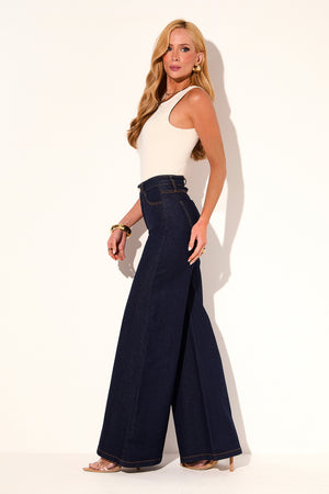 Calça Jeans Pantalona Ultra Modeladora Cintura Alta Barra Tradicional