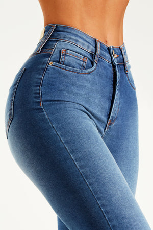 Calça Jeans Modeladora Inesquecível Reta Cós Médio