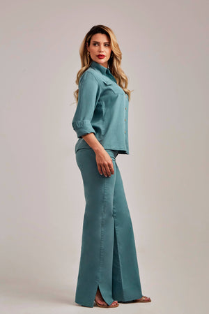 Calça Jeans Modeladora Wide Leg Com Fenda Verde Malva Cós Super Alto