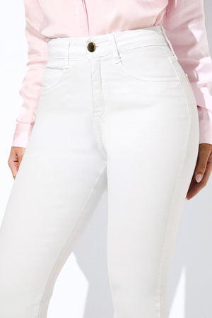 Calça Jeans Reta Milagrosa Cintura Alta Barra Desfiada Branca que Não Marca
