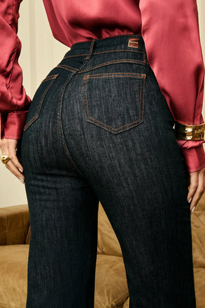 Calça Jeans Wide Leg Modeladora Fantástica Cintura Super Alta Barra Tradicional