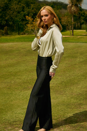 Calça Wide Leg Modeladora Glam Cintura Alta Preta QUE NÃO AMASSA