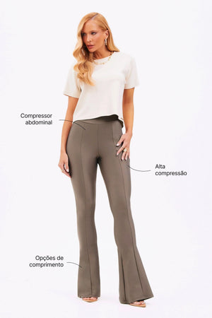 Calça Flare Modeladora Glam Cós Alto Fendi QUE NÃO AMASSA