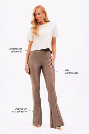 Calça Flare Modeladora Glam Cós Alto Fendi QUE NÃO AMASSA