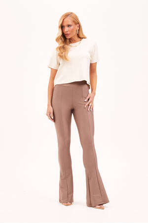 Calça Flare Modeladora Glam Cós Alto Fendi