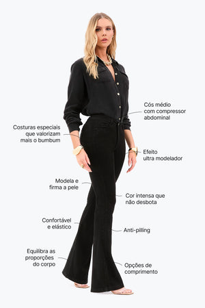 Calça Jeans Mega Bumbum Flare Preto Intenso Cós Médio