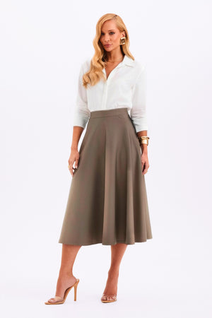 Saia Midi Evasê Glam Fendi QUE NÃO AMASSA