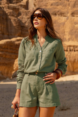 Shorts Alfaiataria de Linho Dunas Verde Militar