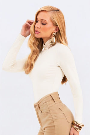 Blusa Gola Alta Manga Longa Curve Off White