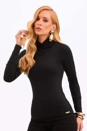 Blusa Gola Alta Manga Longa Curve Preta