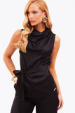 Blusa em Viscose Acetinada com Gola Drapeada Essence Preta