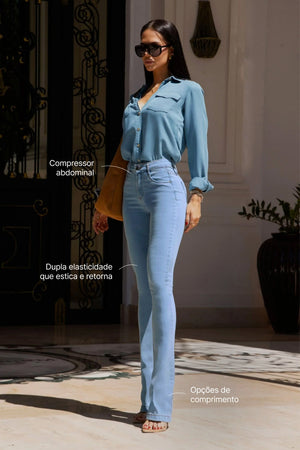 Calça Jeans Modeladora Inesquecível Boot Cut Clara Cós Médio
