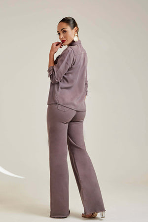 Calça Jeans Modeladora Wide Leg Violeta