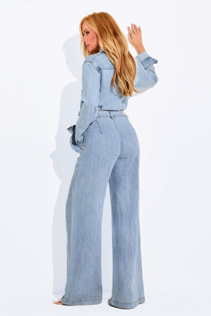 Calça Pantalona de Liocel Aura Jeans Claro Cintura Super Alta