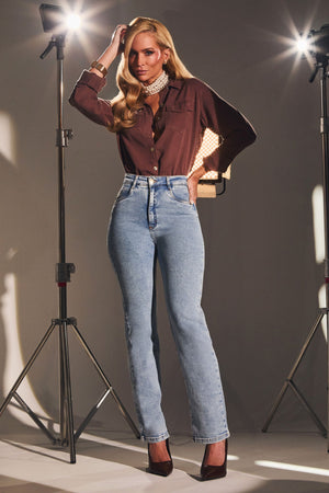Calça Jeans Reta Basic Cintura Super Alta Clara
