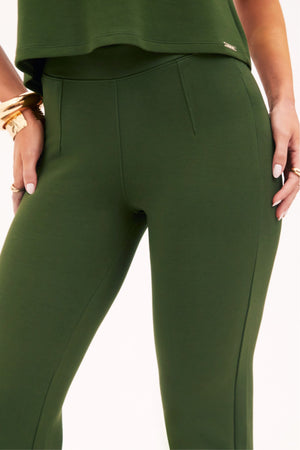 Calça Reta Comfort Office Verde