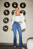 Calça Jeans Modeladora Curva dos Sonhos Flare Cós Médio