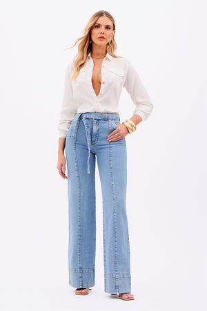 Calça Jeans de Rica Estilo Alfaiataria Tecnológica Wide Leg Basic Cós Super Alto