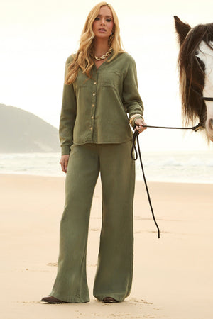 Calça Pantalona de Linho Dunas Verde Militar