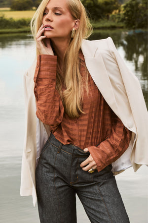 Blazer Feminino de Alfaiataria Estruturado Essence Off White