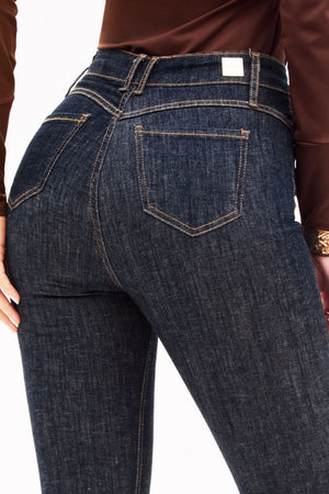 Calça Jeans Flare Modeladora Fantástica Cintura Alta