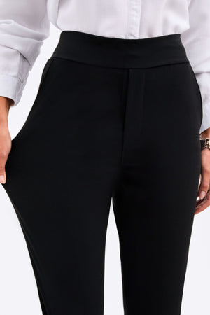 Calça Reta Tecido Impermeável que Não Amassa Preta