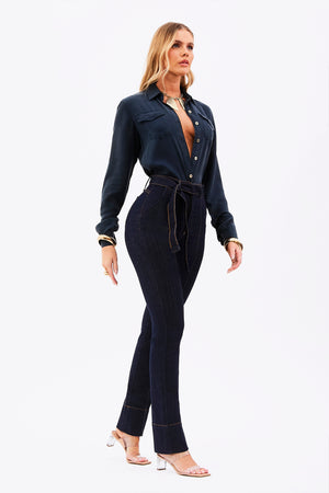 Calça Jeans de Rica Estilo Alfaiataria Tecnológica Reta Cós Super Alto Jeans Escuro