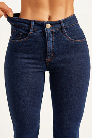 Calça Jeans Modeladora Luxury Flare Cós Médio