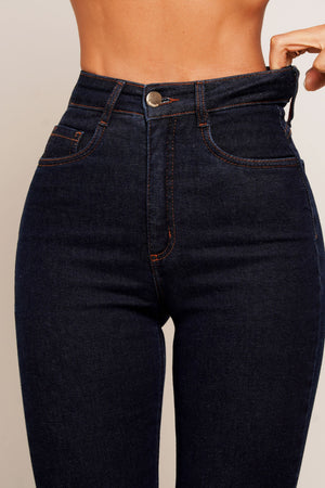 Calça Jeans Modeladora Reta Cós Super Alto Jeans Escuro