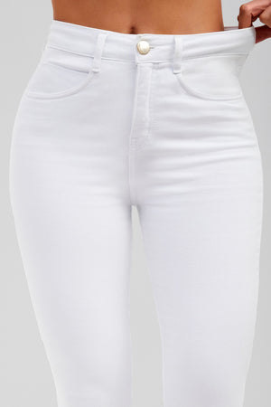 Calça Jeans Modeladora Milagrosa Boot Cut Cós Alto Branca
