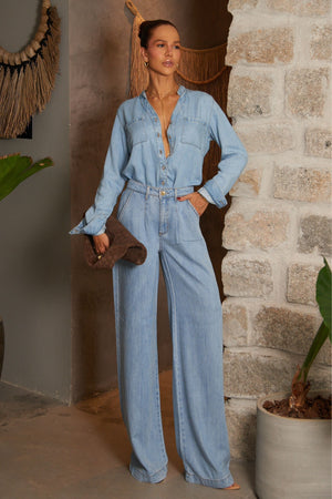 Calça Pantalona com Liocel Aura Jeans Claro