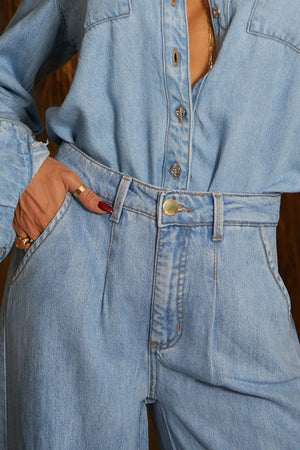 Calça Pantalona com Liocel Aura Jeans Claro