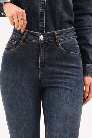 Calça Jeans Reta Dry Comfort Cós Alto