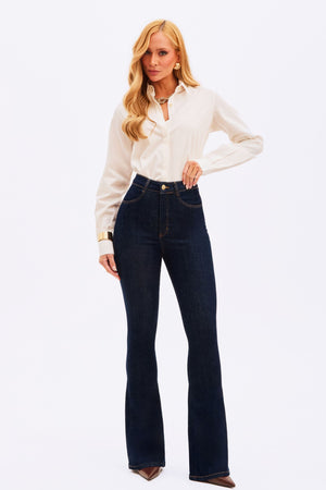 Calça Jeans Flare Ultra Modeladora Cintura Alta Barra Tradicional