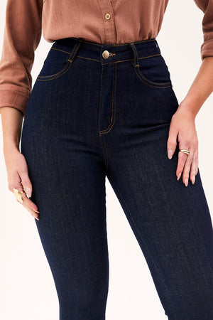 Calça Jeans Ultra Modeladora Skinny Cós Alto Barra Corte a Laser