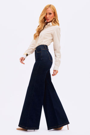 Calça Jeans Pantalona Ultra Modeladora Cintura Alta Barra Tradicional