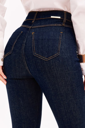 Calça Jeans Skinny Ultra Modeladora Cintura Alta Barra Tradicional
