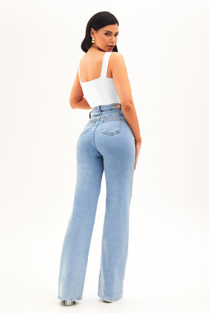 Calça Jeans Wide Leg Basic Cós Super Alto Barra Tradicional Clara
