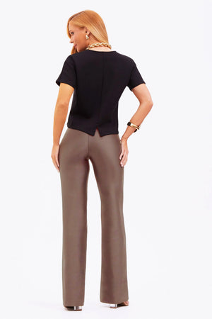 Calça Wide Leg Modeladora Glam Cós Alto Fendi QUE NÃO AMASSA