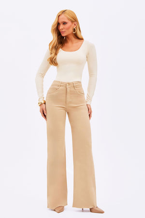 Calça Jeans Wide Leg Modeladora Cintura Super Alta Barra Corte a Laser Nude