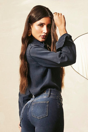 Camisa Feminina de Liocel Azul Marinho