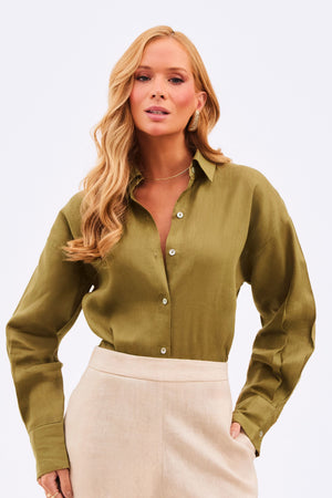 Camisa Feminina 100% Linho Slim Fit Verde Oliva
